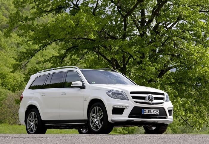 Mercedes GL обзавелся версией от AMG (24 фото)