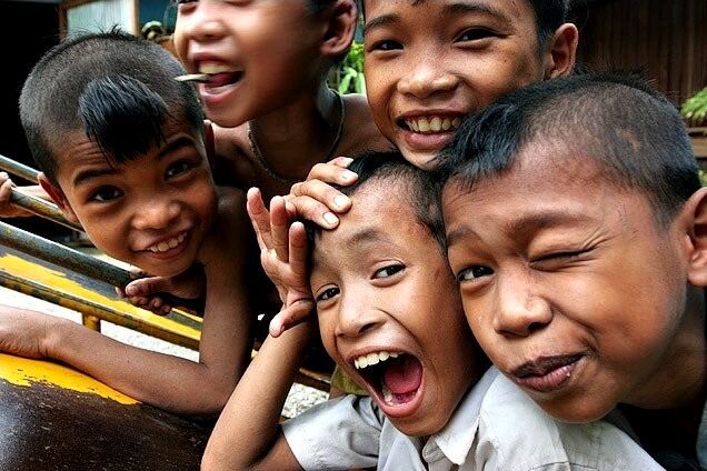 Дети больные СПИДом (10 фото)