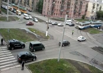Огромный кортеж в Магнитогорске