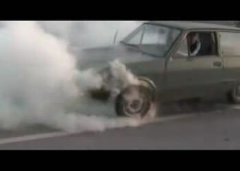 65-ти сильный Yugo жжет резину