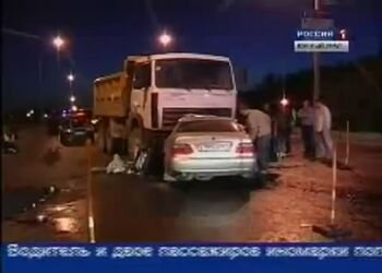 Лобовое столкновение стритрейсера и МАЗа
