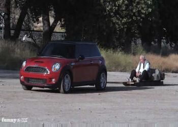 Противостояние Mini и Porsche