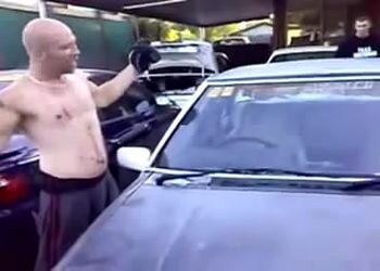 А вам слабо головой лобач пробить?