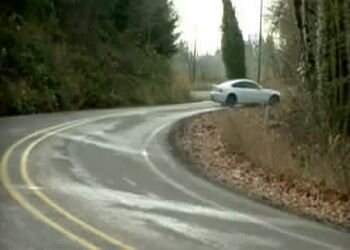 BMW 6 не вошел в поворот