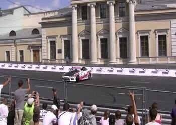 Видео с Bavaria Moscow City Racing