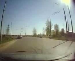 Бегом через дорогу