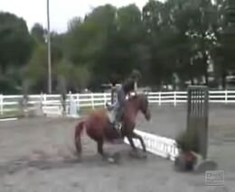 Подборка жестких падений с лошадей
