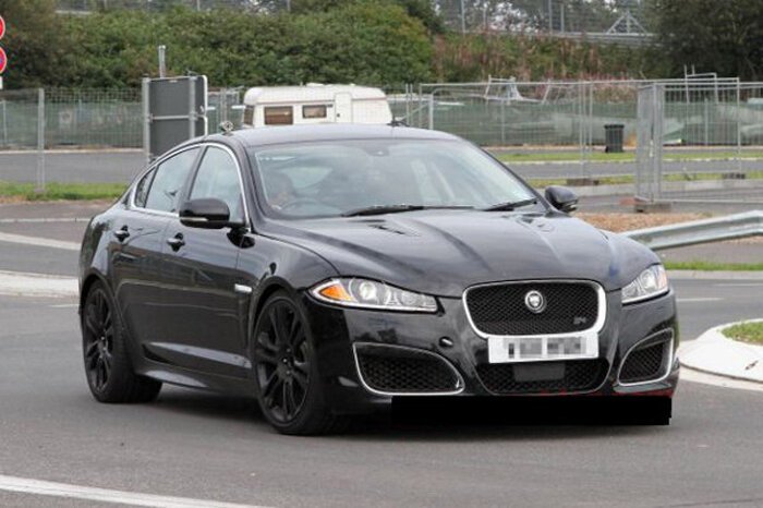 Jaguar XFR-S: в состоянии эффекта