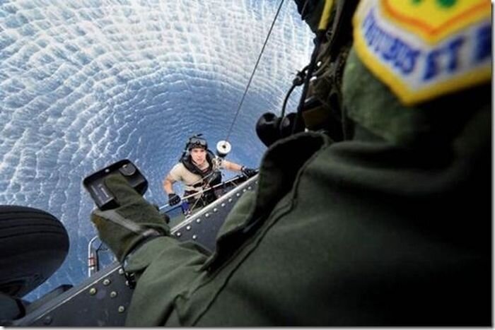 Подборка удивительных фотографий от военно-воздушных сил США ( 24 фото)