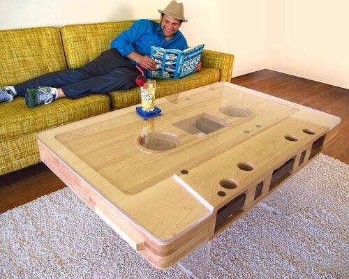 The Most Retro-Awesome Coffee Table