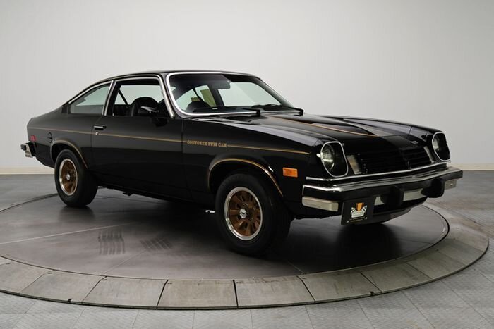 На аукцион выставлен редкий Chevrolet Cosworth Vega (14 фото)