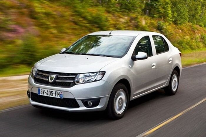 Renault (Dacia) Logan в кузове седан и хэтчбек обновили (13 фото)