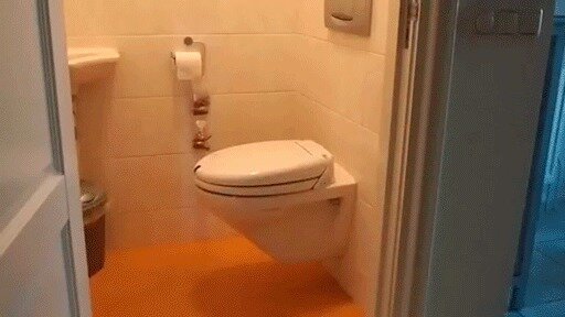 Автоматическое закрывание крышки унитаза