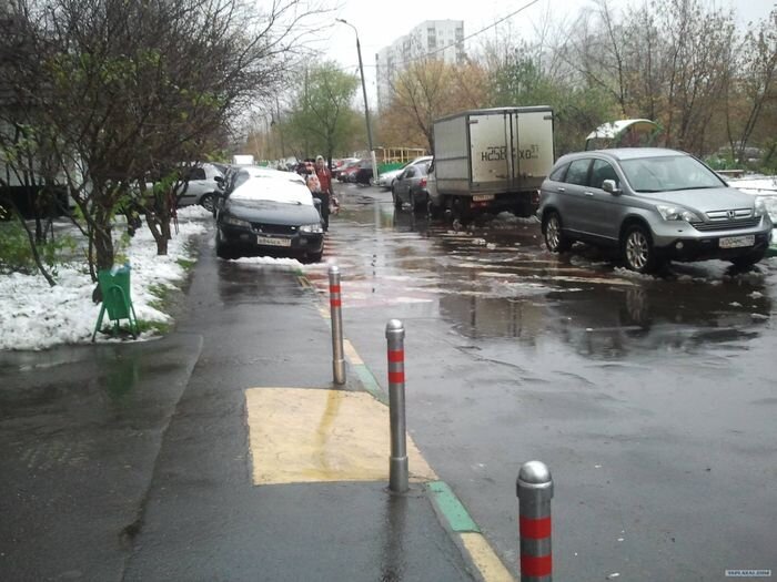  Борьба с парковкой на тротуарах