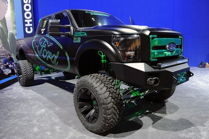 Kelderman Ford F-250 смеется над другими пикапами