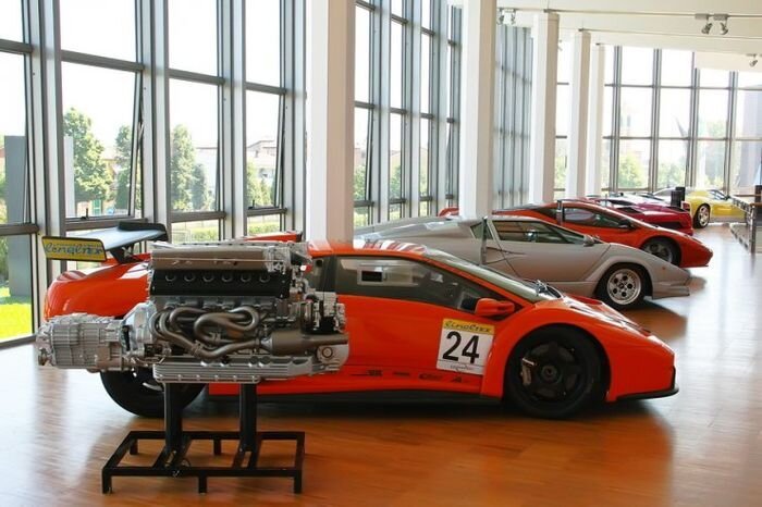 Итальянский музей Lamborghini (40 фото)