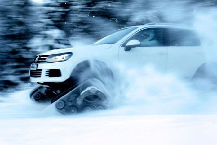 Snowareg - Volkswagen Touareg на гусеничном ходу (8 фото)