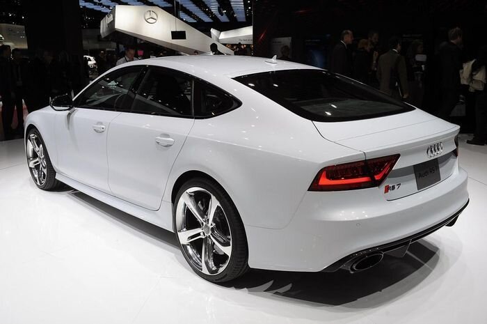 RS7 Sportback - новый жеребец от Audi (39 фото)