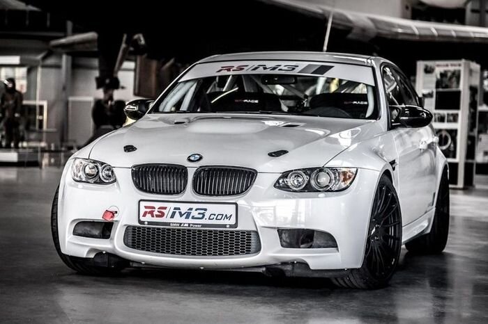 BMW M3 с серьезным тюнингом от RS Racing (16 фото)