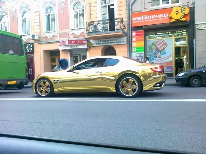  Единственный в мире золотой Maserati в Одессе ( 12 фото )