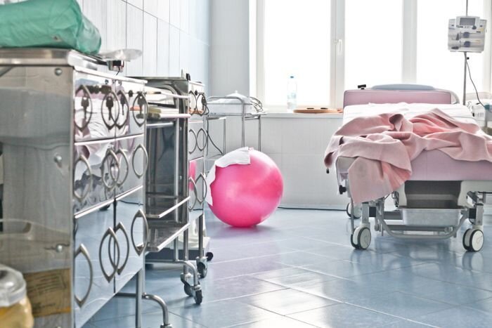 Как делают кесарево сечение при рождении ребенка (35 фото)