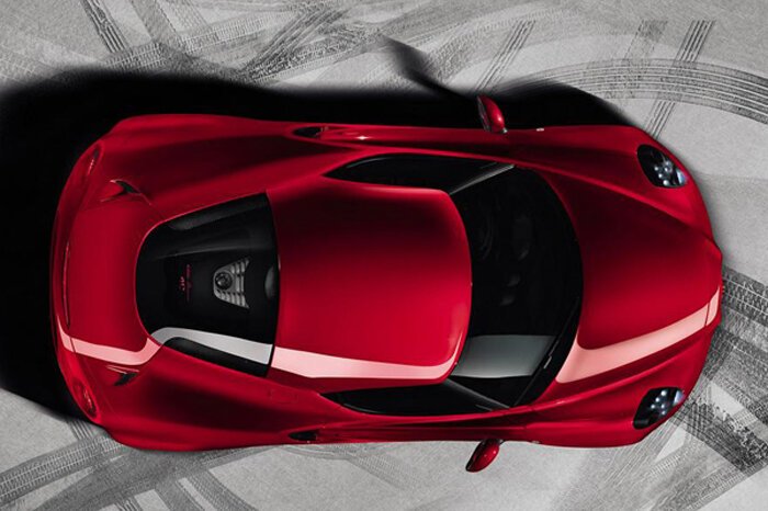Alfa Romeo 4C дебютирует в Женеве