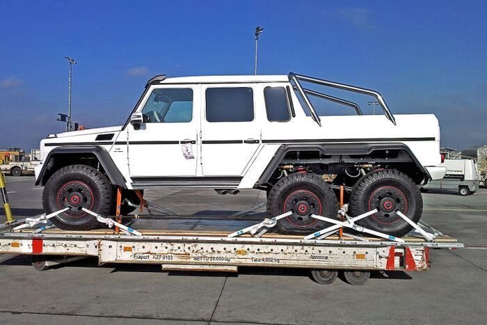 Арабские прихоти - Mercedes-Benz G63 AMG 6×6 V8 Biturbo (17 фото)