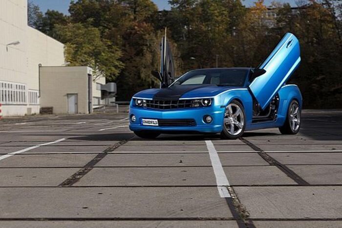 Chevrolet Camaro в немецком тюнинге (9 фото)