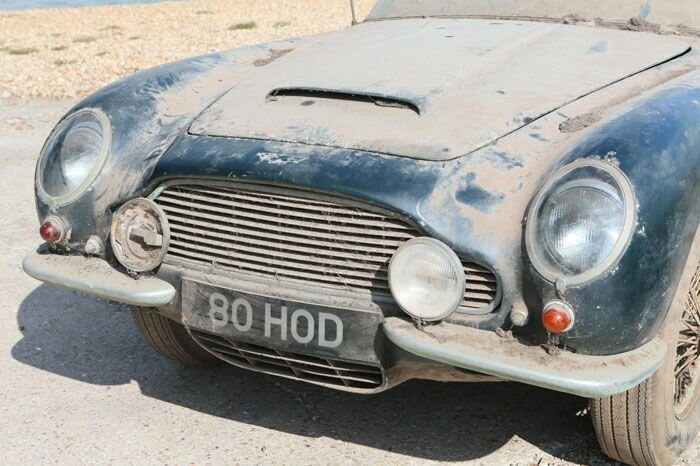 Редкий Aston Martin DB6 выставлен на продажу (19 фото)