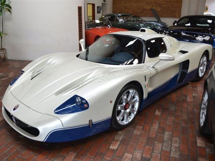 Найдено на eBay. Maserati MC12 (6 фото)