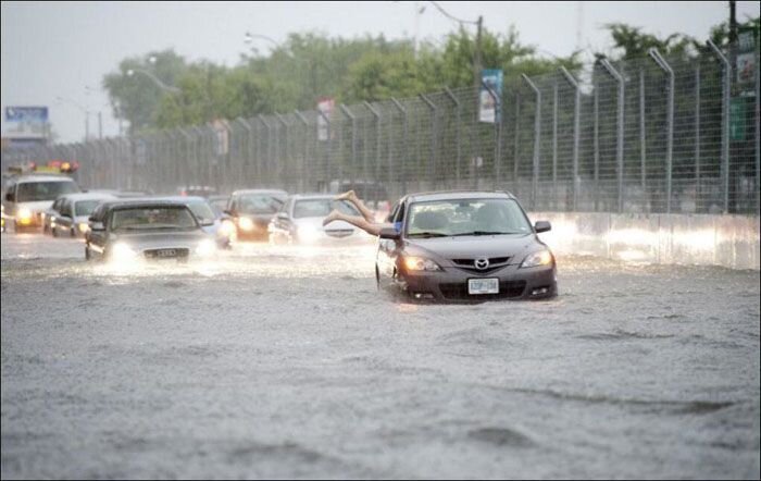 Серьезное наводнение в Торонто (31 фото+видео)