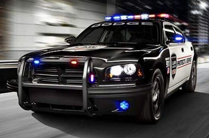 Лучшие полицейские автомобили со всего мира  (68 фото)