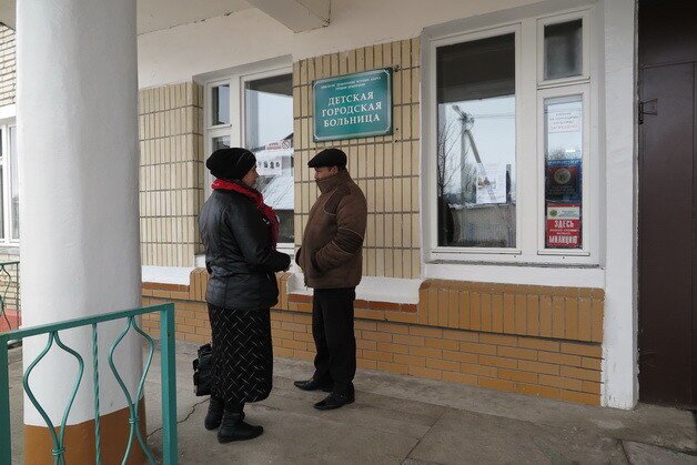 Беременную увезли в роддом, а потом забрали в СИЗО