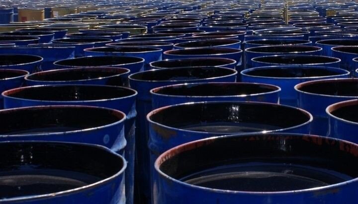 Почему нефть измеряют в баррелях