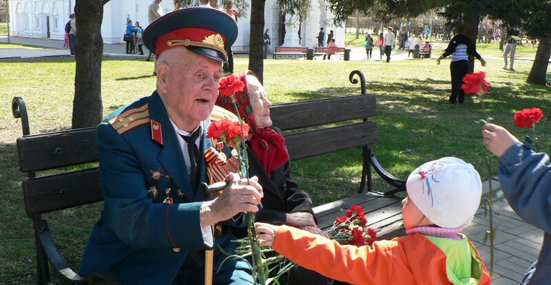 ИОСИФ ВИССАРИОНОВИЧ — ПАПА ГИТЛЕРА, ИЛИ ЧТО ЕЩЁ МОЛОДЁЖЬ ЗНАЕТ О ВЕЛИКОЙ ОТЕЧЕСТВЕННОЙ ВОЙНЕ