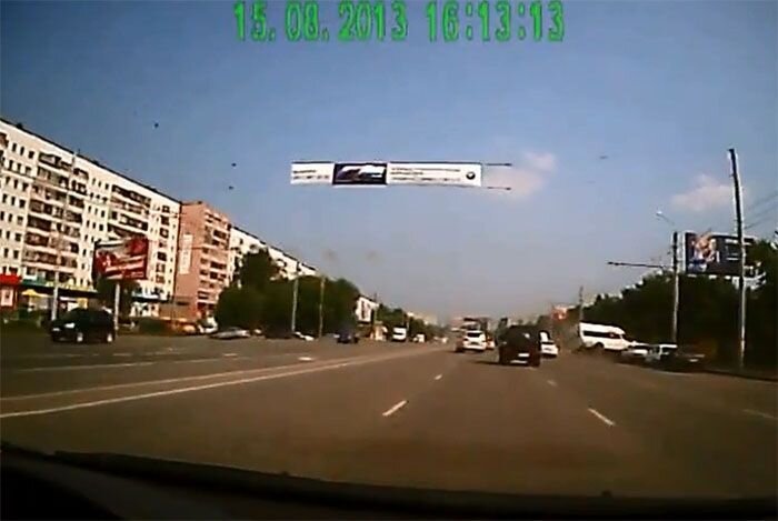 Авария дня часть 1167 (12 фото+видео)