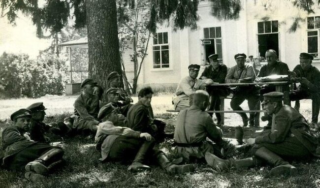 Наша история. На заре советской власти (19 фото)