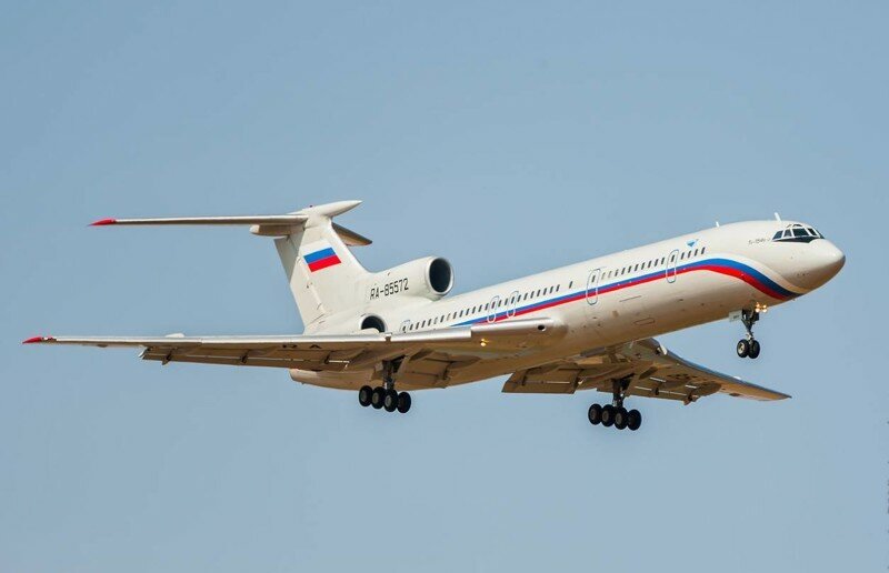 На поверхности Чёрного моря обнаружены фрагменты упавшего Ту-154 МО РФ