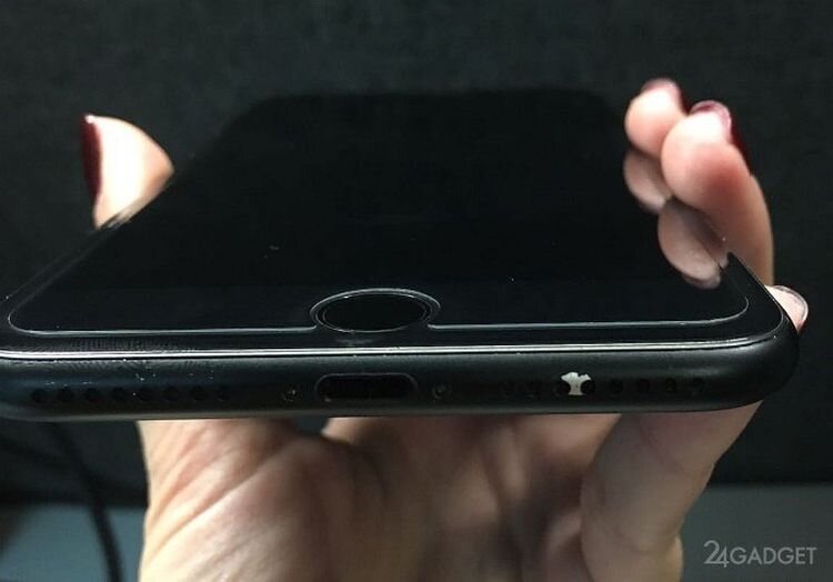 Подстава от новых iPhone 7