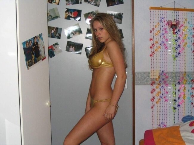 Симпотичные девочки (19 фото)