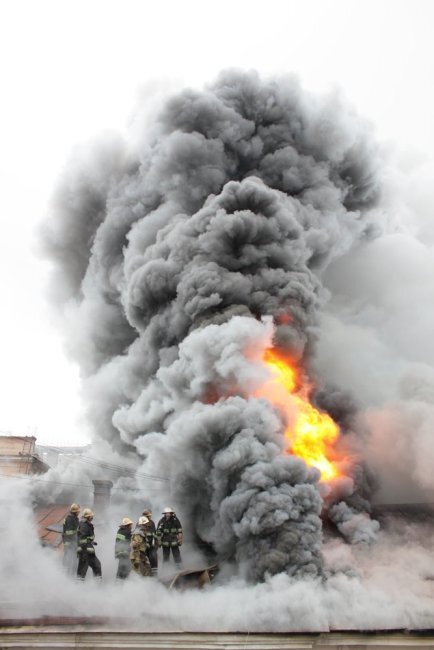 Пожар в Одессе (5 фото)