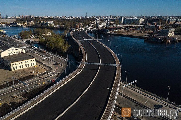 Строительство моста через Малую Неву