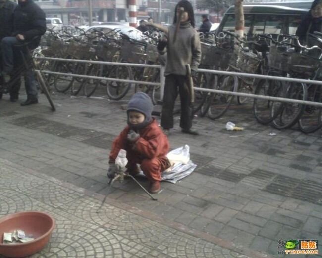  Бедные дети в Китае (10 фото)