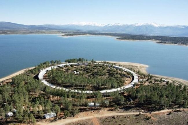 Самый крутой дом на дереве (15 фото)