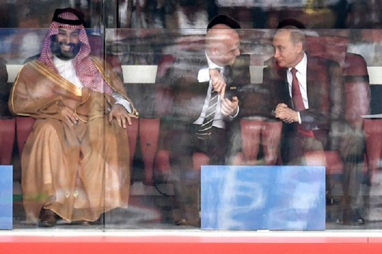 Как Путин реагировал на голы во время матча открытия ЧМ