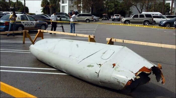 Вот пуля пролетела и ага (3 фото)