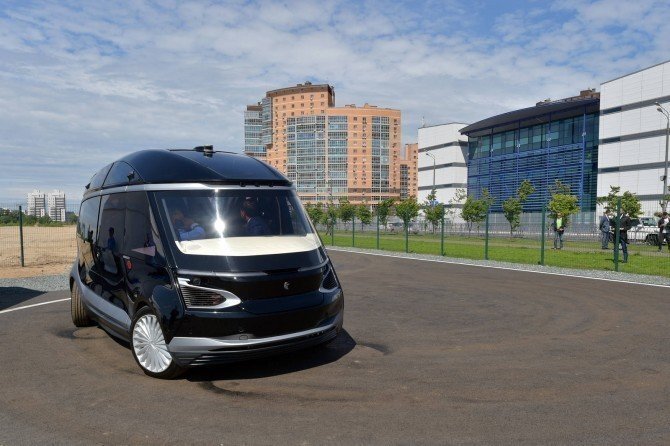 КАМАЗ планирует начать серийный выпуск беспилотного электробуса в 2022 году