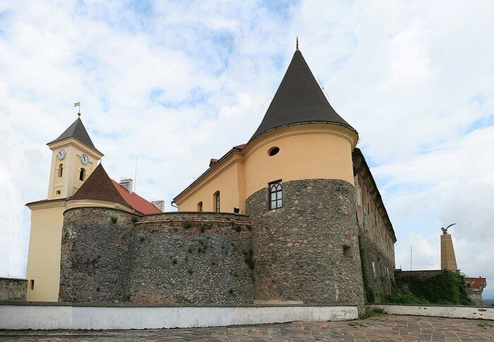  (16 фото)Мукачево – один из самых красивых городов Западной Украины (17 фото)