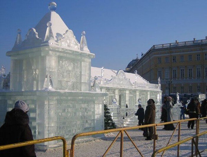 Ледяные замки (10 фото)