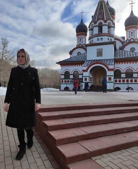 Готова на все: Соболь сделала ставку на верующих